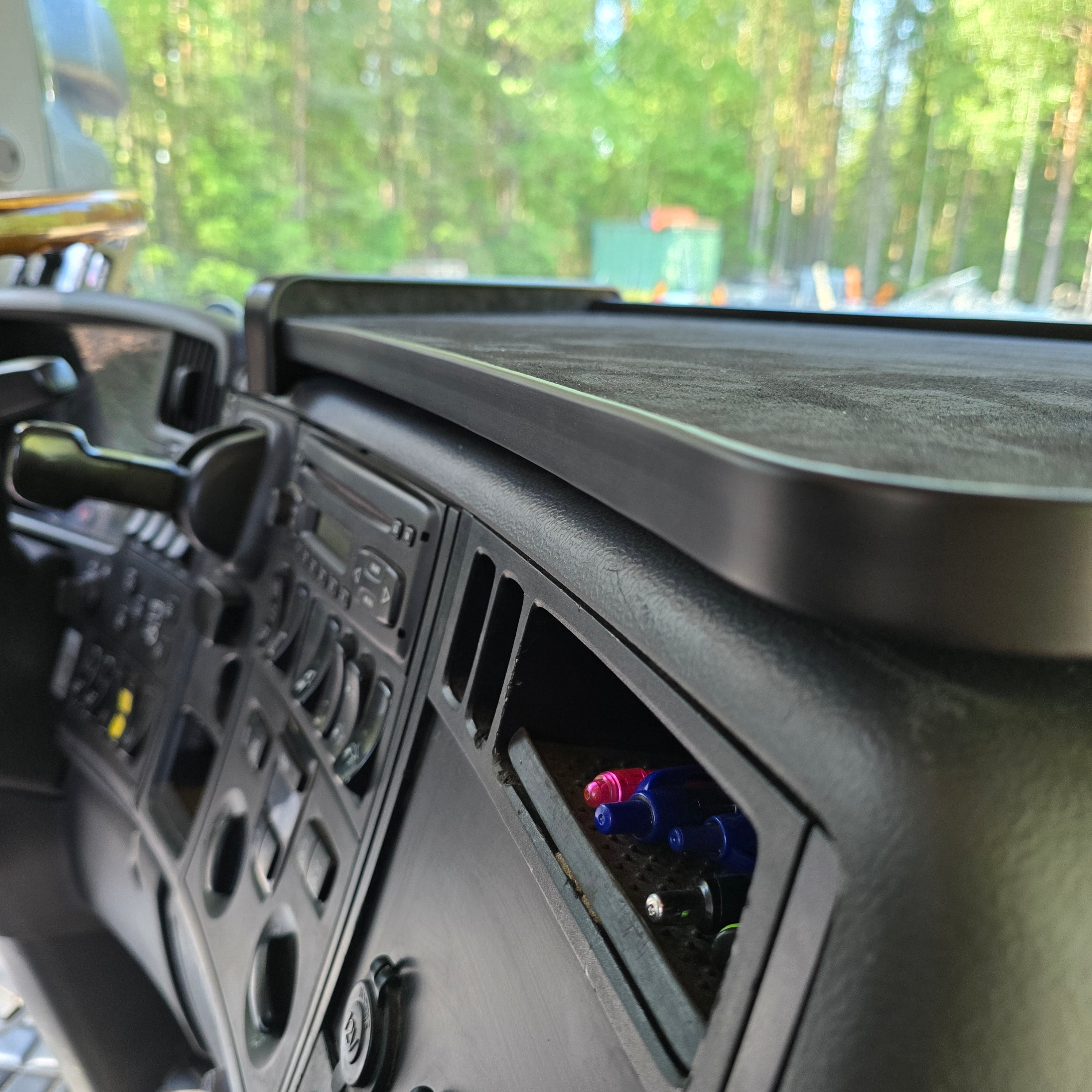 Centrerat bord Scania G/P/R -2008 Lång instrumentbräda