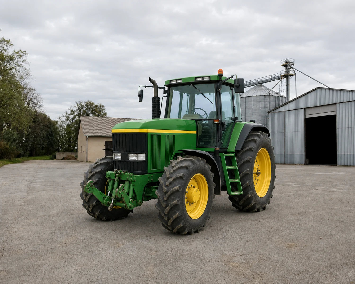 John Deere 6-7 Tractor table