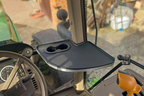 John Deere 6-7 Tractor table
